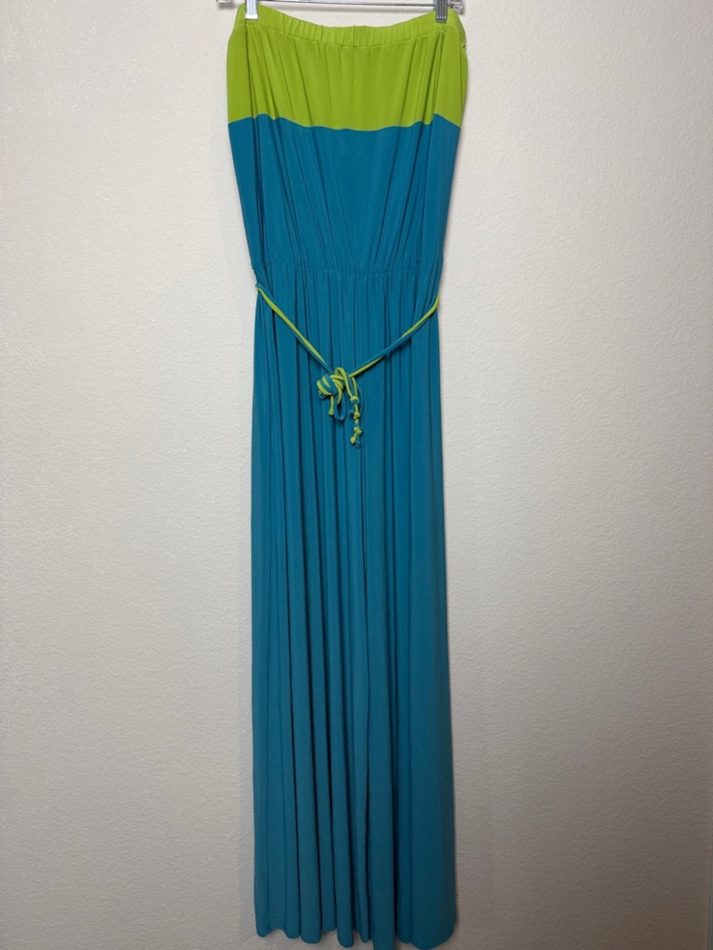 NWT Prelude Sleeveless Jumpsuit Size XL